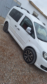 voitures-volkswagen-caddy-2014-ain-fakroun-oum-el-bouaghi-algerie