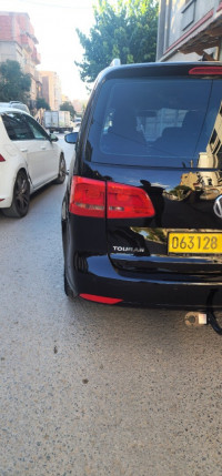 voitures-volkswagen-touran-2013-el-eulma-setif-algerie