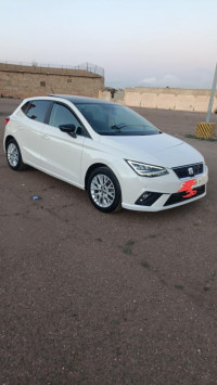 voitures-seat-ibiza-2018-la-high-plus-bir-el-djir-oran-algerie