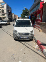 voitures-ford-tourneo-connect-2012-tocircle-boumerdes-algerie