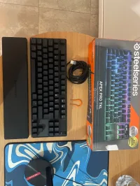 steelseries Apex Pro TKL 2023