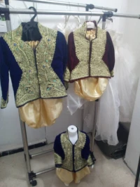 Tenues traditionnelles enfants 