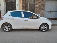 voitures-peugeot-208-2013-oran-algerie