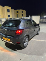 voitures-dacia-sandero-2018-stepway-ouzera-medea-algerie