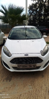 voitures-ford-fiesta-2014-trend-look-alger-centre-algerie