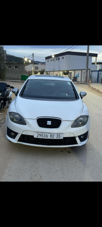 voitures-seat-leon-2012-el-kharrouba-boumerdes-algerie