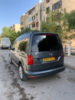 voitures-volkswagen-caddy-2018-carat-constantine-algerie