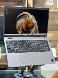 DELL PRECISION 3580 I5 VPRO 1350P 32GO 256GO SSD NVME NVIDIA RTX A500 4GO GDDR6