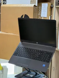 HP 250 G8 INTEL CELERON N4020 4GO 256GO SSD 15.6 FHD WINDOWS 11 ORIGINAL NEUF SOUS EMBALLAGE 