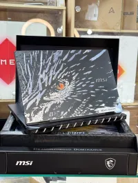 MSI TITAN 18 HX DRAGON ÉDITION ULTRA 9 285Hx 96Go 6To SSD NVIDIA GeForce RTX5090 24Go GDDR7 4K Neuf 