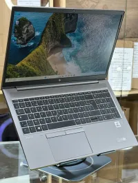 HP ZBOOK FIREFLY 15 G7 I5 10210U 8GO 256GO SSD NVIDIA QUADRO P520 4GO 