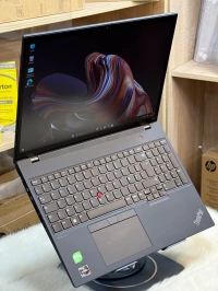 LENOVO THINKPAD P16s GEN 2 AMD RYZEN 7 PRO 7840U 32GO DDR5x 512GO SSD NVME AMD RADEON 780M 4GO GDDR6
