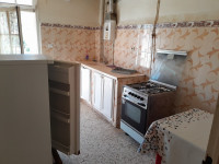 appartement-location-f3-bejaia-souk-el-thenine-algerie