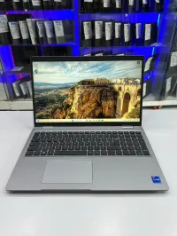 Dell Precision 3560 i7-11éme 16GB 512GB SSD 15" FHD NVIDIA RTX T500 2GB 