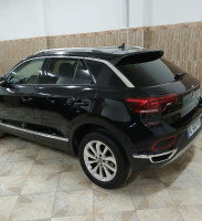 voitures-volkswagen-t-roc-2023-style-plus-sidi-bel-abbes-algerie