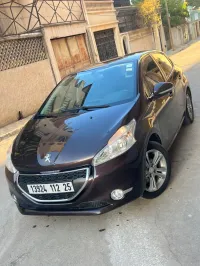 Peugeot 208 2012 