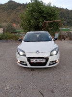 voitures-renault-megane-3-2013-gt-line-souk-el-thenine-bejaia-algerie