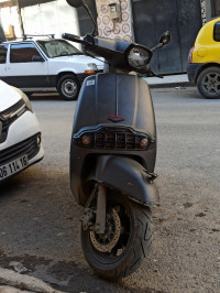 motos-et-scooters-vms-victoria-baba-hassen-alger-algerie