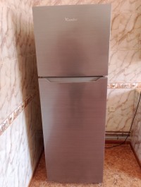 ثلاجة