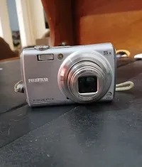 fujifilm F100fd