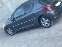 voitures-peugeot-207-2011-alger-centre-algerie