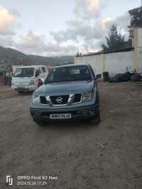 voitures-nissan-navara-2014-double-cabine-gouraya-tipaza-algerie