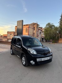 voitures-renault-kongoo-2018-saida-algerie