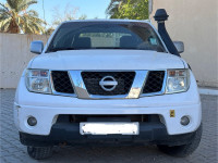 utilitaire-nissan-navara-2014-elegance-4x2-hassi-messaoud-ouargla-algerie