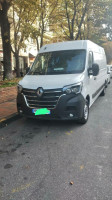 voitures-renault-master-2024-batna-algerie