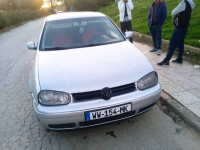 voitures-volkswagen-golf-4-2002-alger-centre-algerie