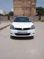 citadine-renault-clio-campus-2013-bye-el-bouni-annaba-algerie