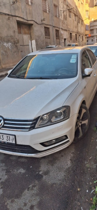 voitures-volkswagen-passat-2013-r-line-oran-algerie