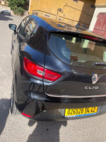 voitures-renault-clio-4-2014-dynamique-tipaza-algerie