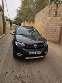 سيارات-dacia-sandero-2018-stepway-بئر-خادم-الجزائر