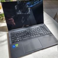 كمبيوتر-محمول-2024-asus-creator-laptop-q-oled-i7-13620h-rtx-3050-6go-16gb-512gb-تيبازة-الجزائر