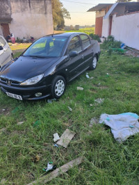 voitures-peugeot-206-sedan-2009-rouiba-alger-algerie