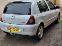 voitures-renault-clio-campus-2012-bye-blida-algerie