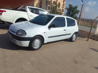 voitures-renault-clio-2-2001-chiffa-blida-algerie