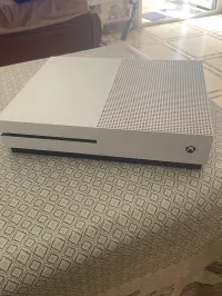 deux consol Xbox one et one S