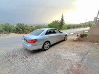 voitures-mercedes-classe-e-2010-mchedallah-bouira-algerie