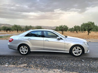 voitures-mercedes-classe-e-2010-e200-mchedallah-bouira-algerie