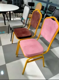 Fabrication les châsies et table visiteur