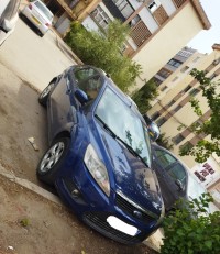 سيارات-ford-focus-5-portes-2010-يسر-بومرداس-الجزائر
