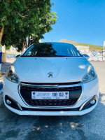 citadine-peugeot-208-2018-allure-abou-el-hassan-chlef-algerie