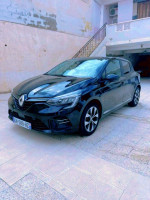 voitures-renault-clio-5-2023-evolution-akbou-bejaia-algerie