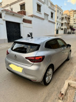 voitures-renault-clio-5-2022-business-oran-algerie