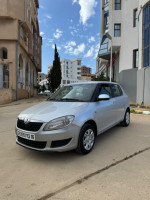 voitures-skoda-fabia-2013-ambition-alger-centre-algerie