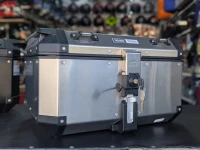 TOP CASE MOTO GIVI NOiR/ALU 58litre