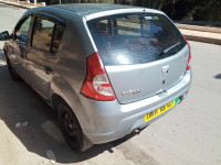 voitures-dacia-sandero-2009-khemis-miliana-ain-defla-algerie