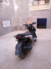 motos-et-scooters-vespa-sam-pista-2018-el-atteuf-ghardaia-algerie